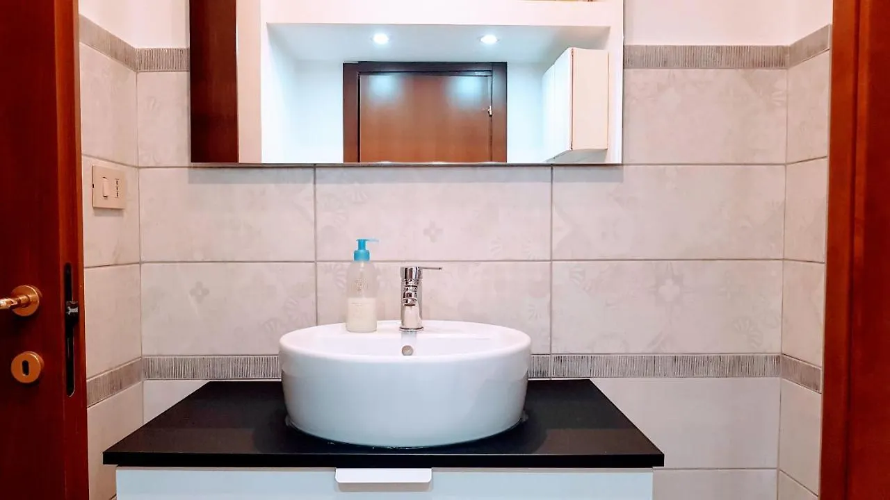 Appuntamento Al Porto Villa Savona